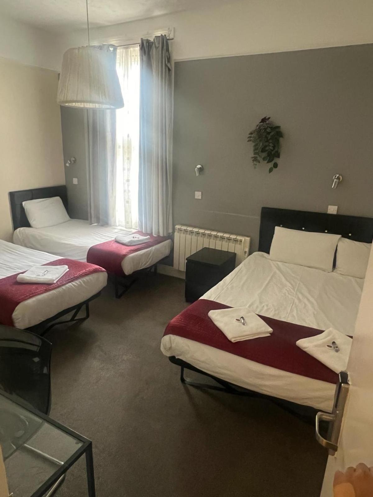 Saba Rooms And Apartments Лондон Екстер'єр фото