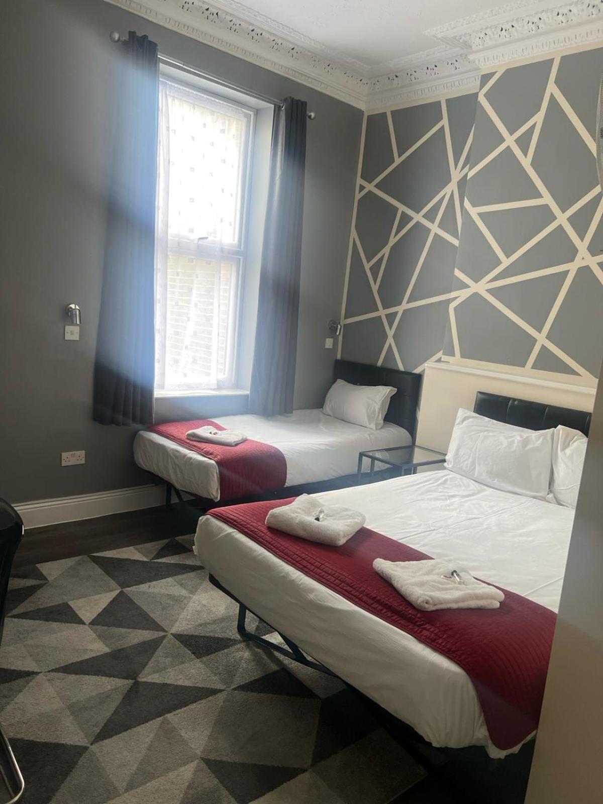 Saba Rooms And Apartments Лондон Екстер'єр фото